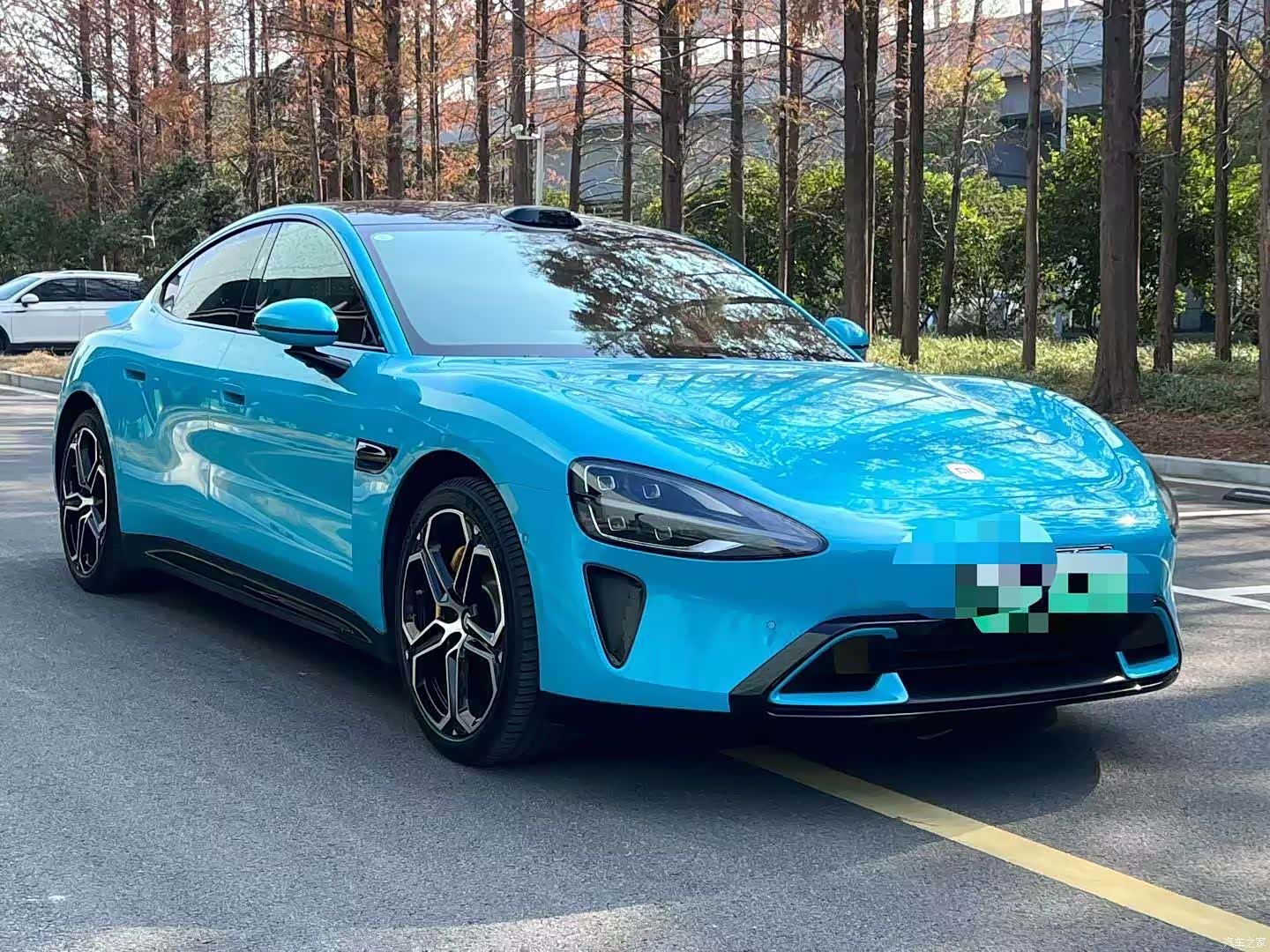 Xiaomi SU7, 2025 3