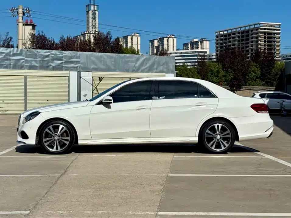 Mercedes-Benz E-class Mercedes-Benz E-class