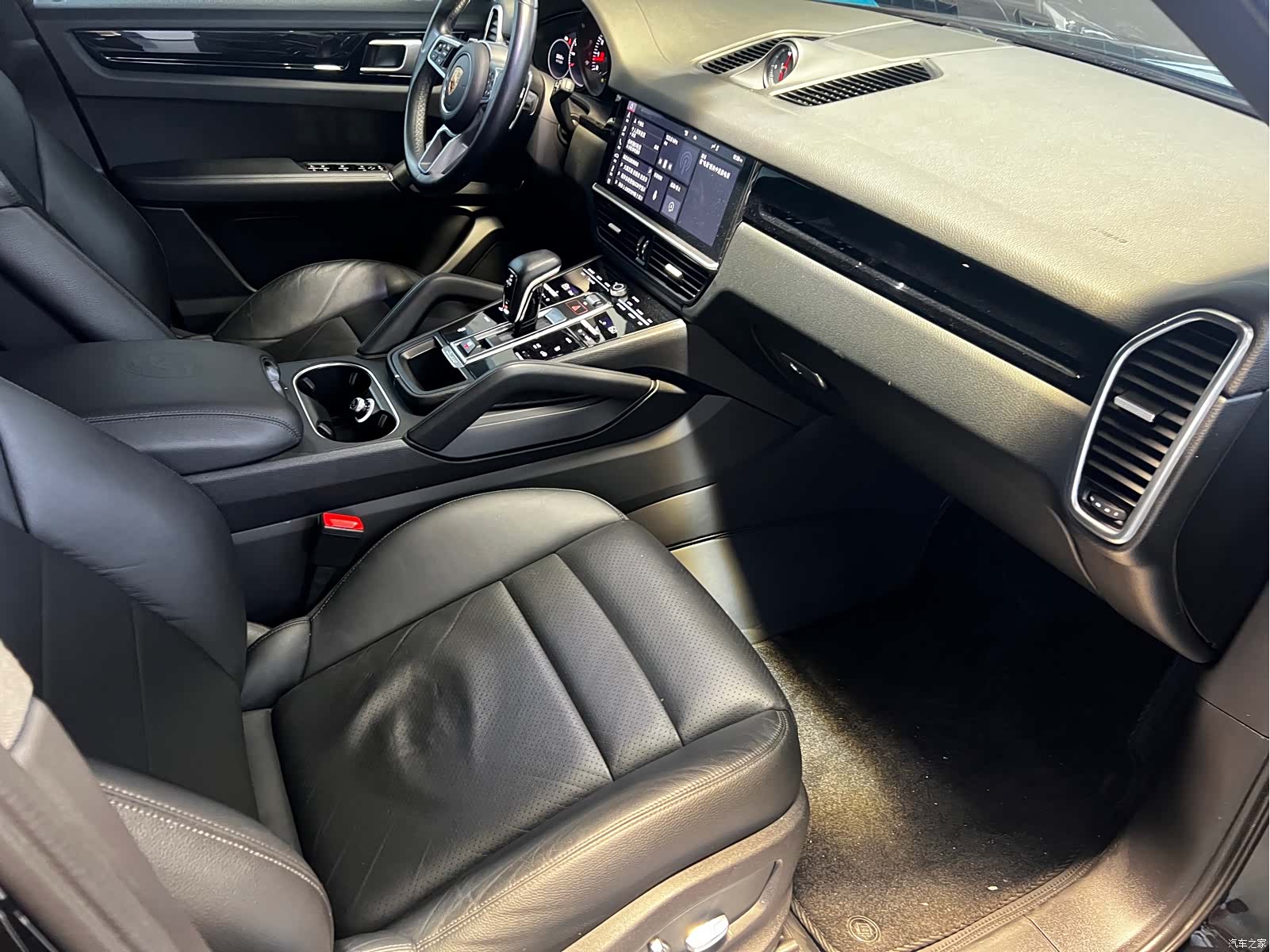 Porsche Cayenne, 2020 14