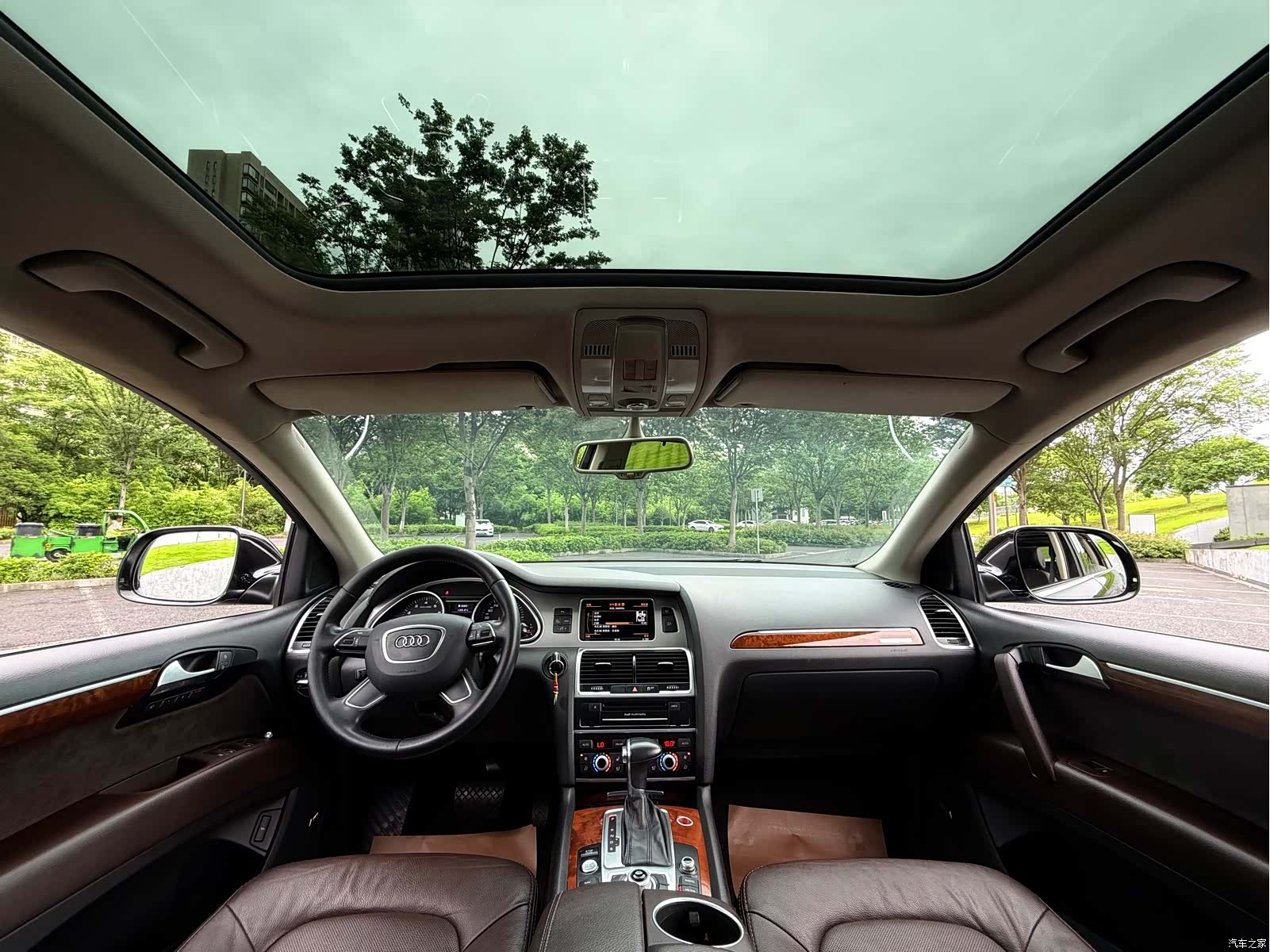 Audi Q7, 2015 11