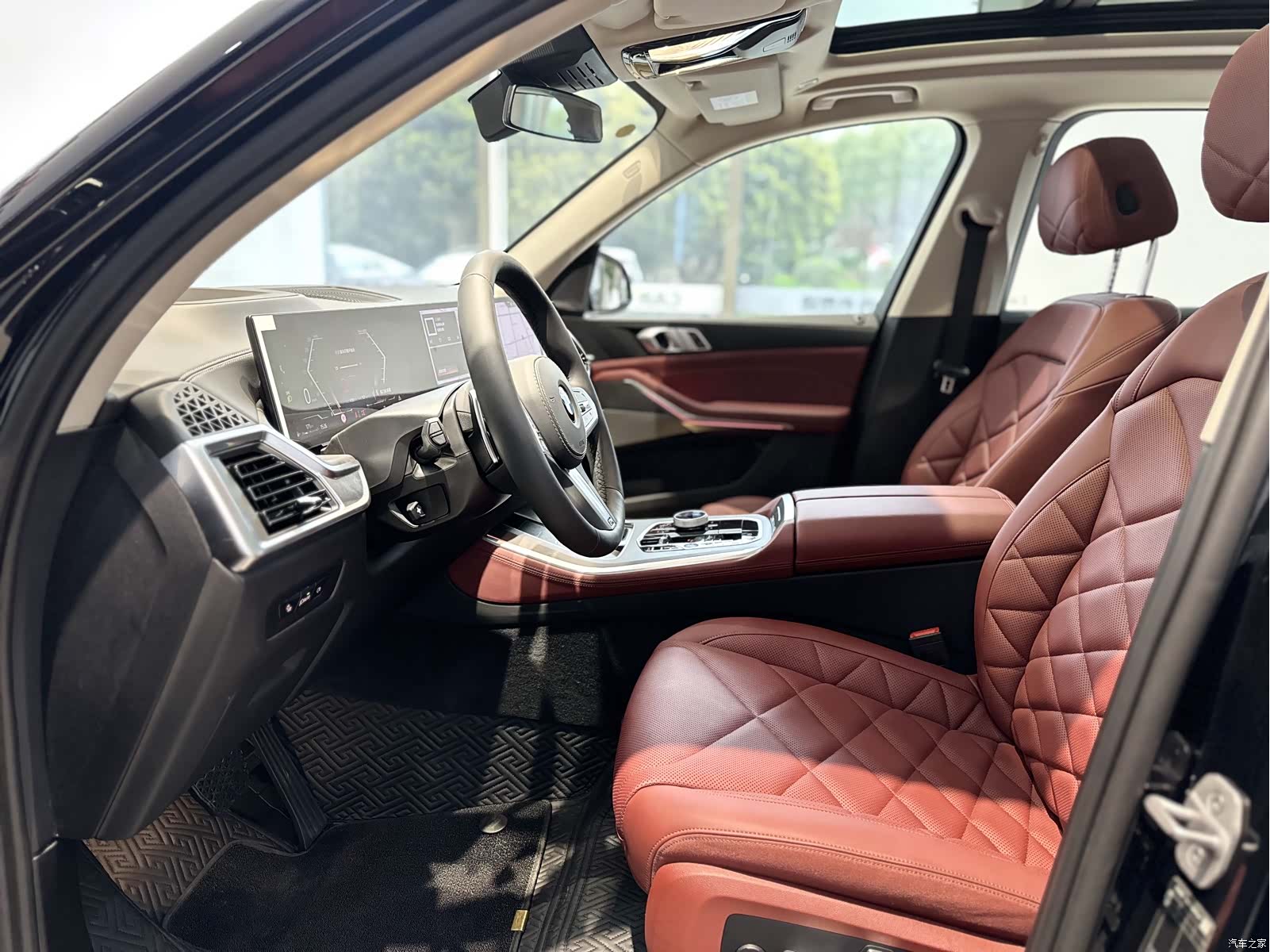 BMW X5, 2025 9