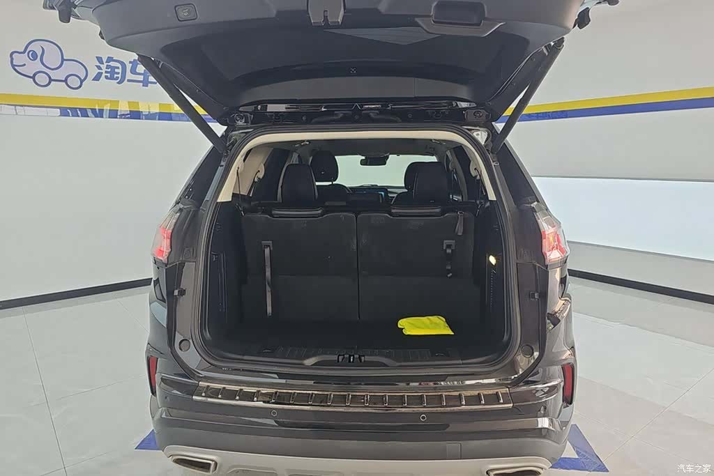 Ford Edge, 2021 4