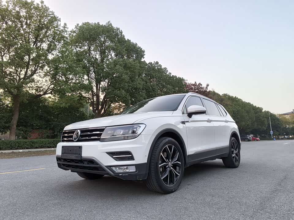 Volkswagen Tiguan L