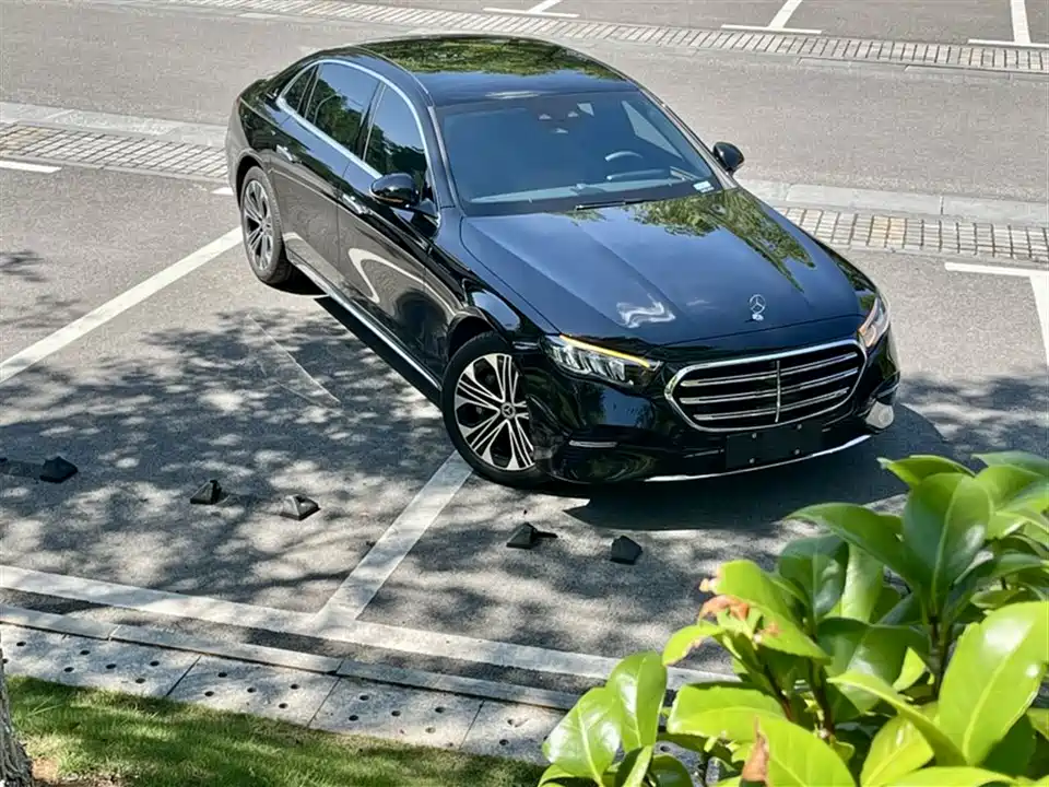 Mercedes-Benz E-class Mercedes-Benz E-class
