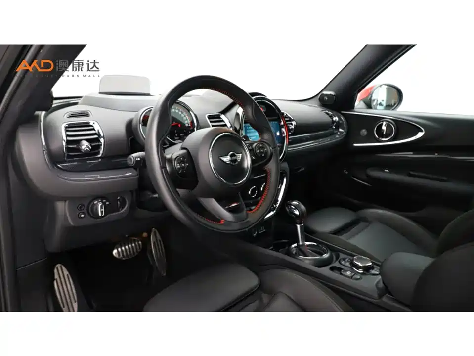 MINI JCW CLUBMAN