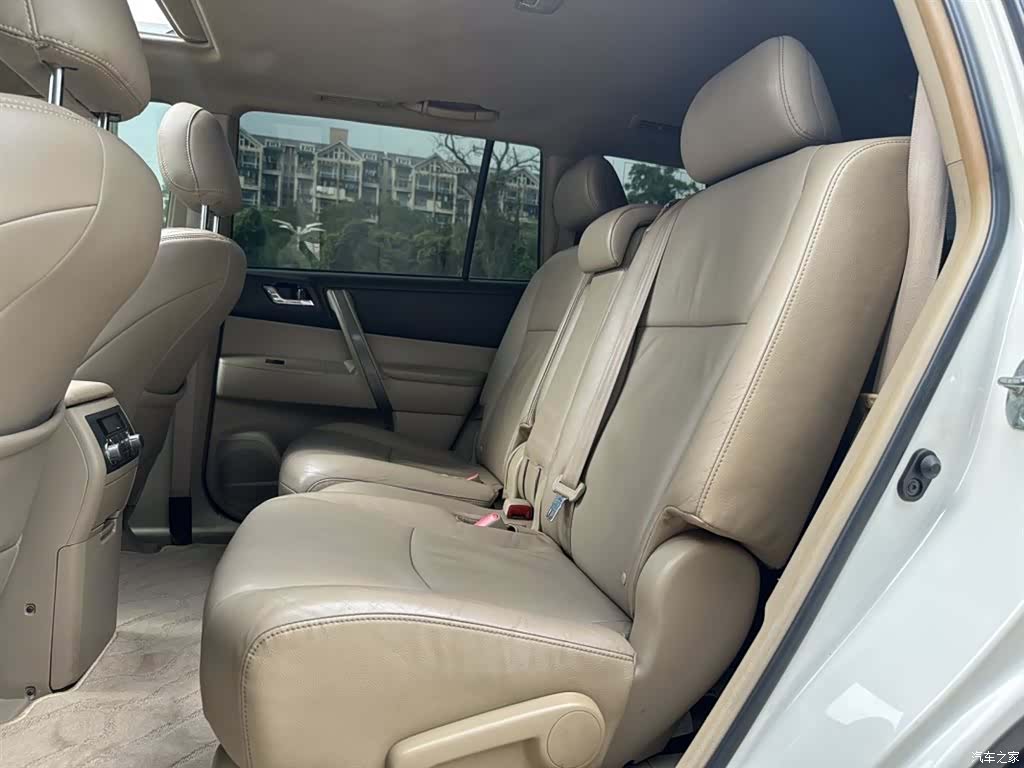 Toyota Highlander, 2011 11