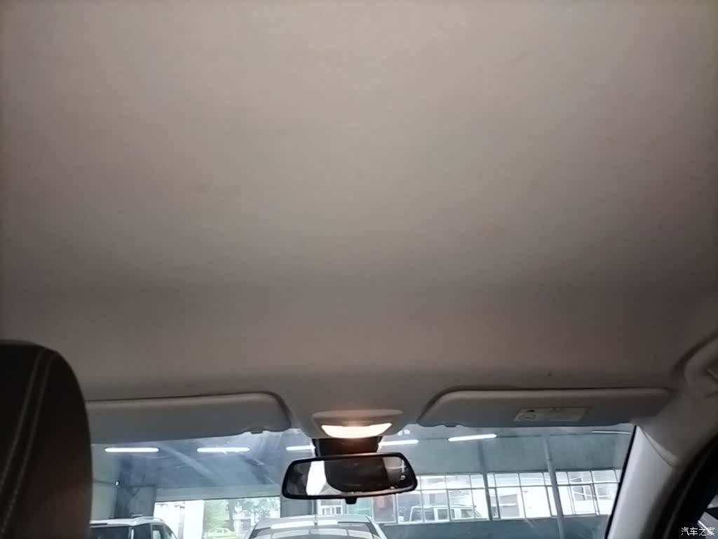 Wuling 530, 2019 18