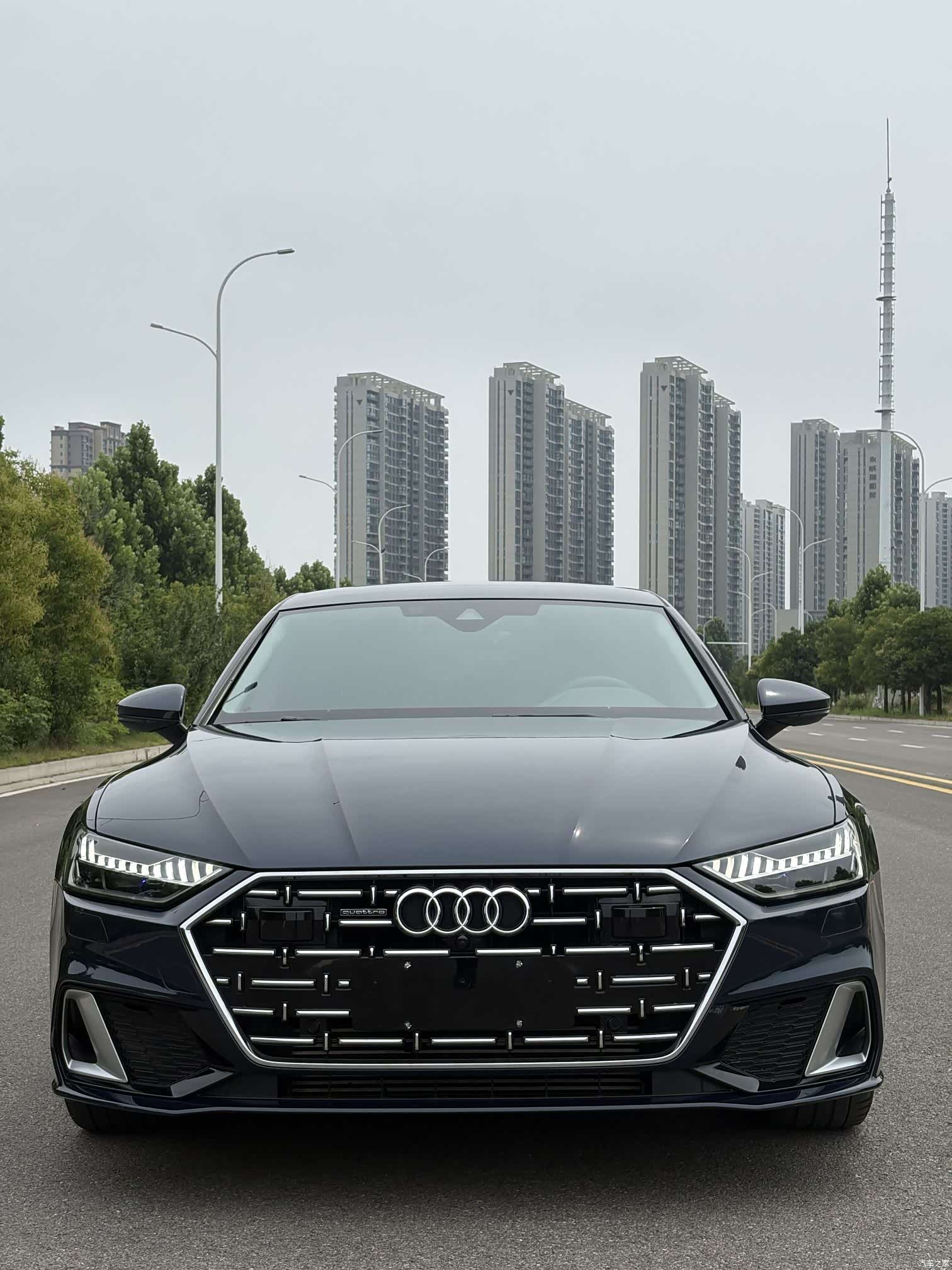 Audi A7L, 2023 2