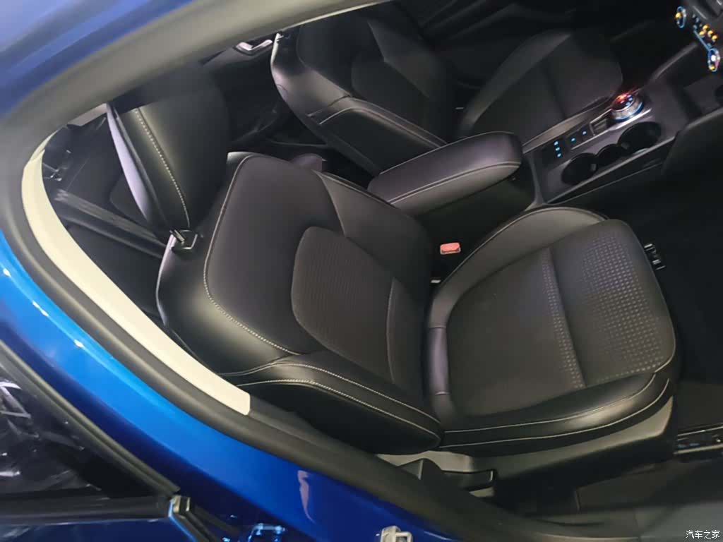 Ford Focus, 2019 25