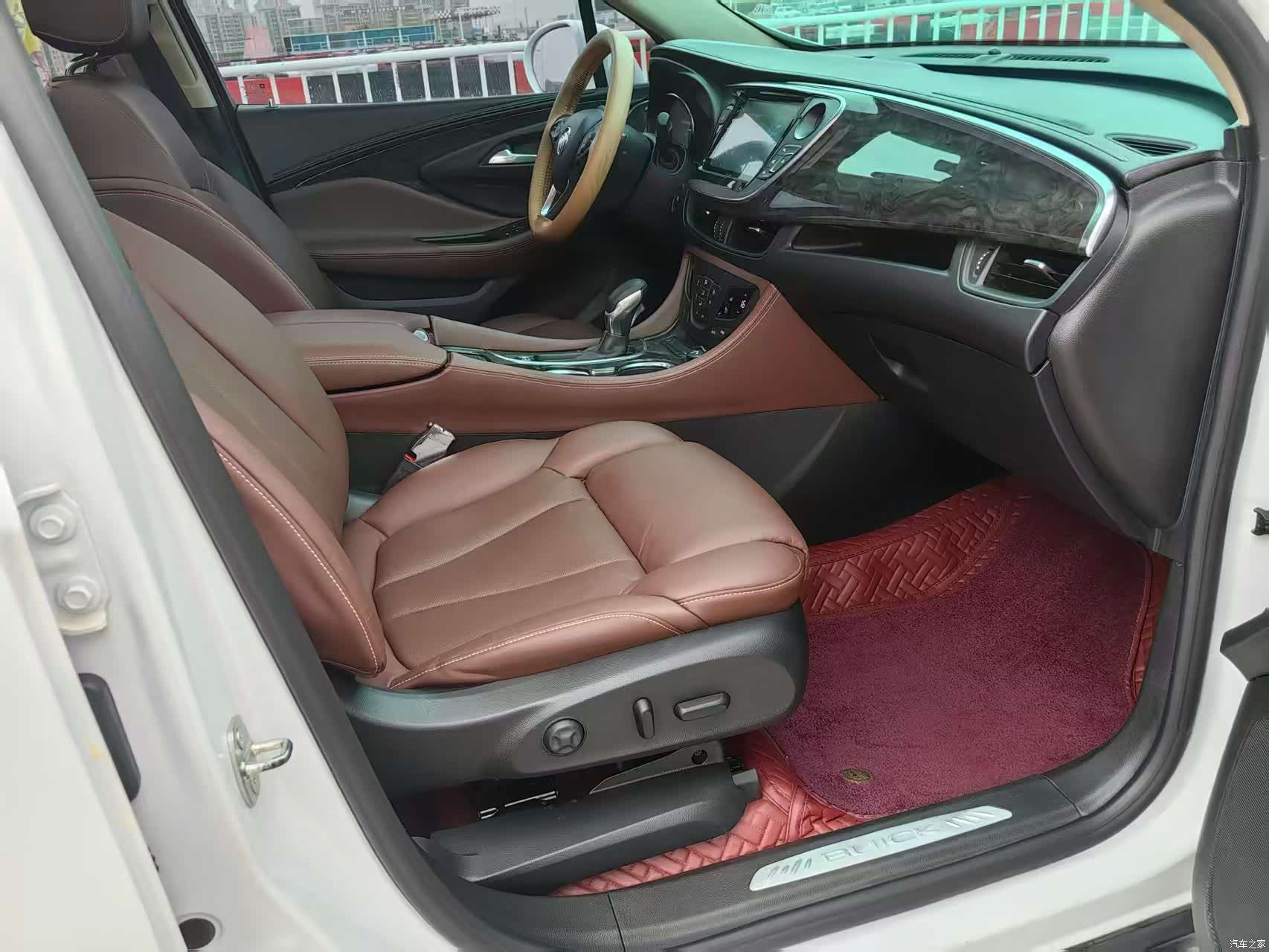 Buick Envision Plus, 2015 10