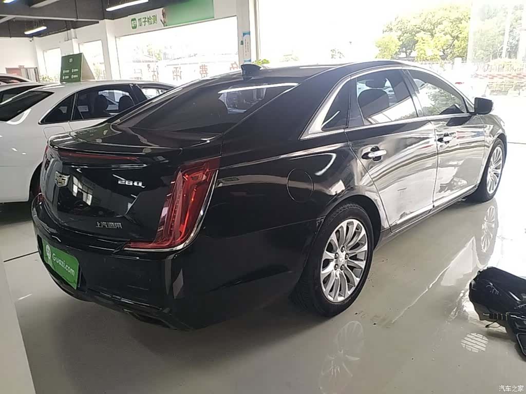 Cadillac XTS, 2018 7