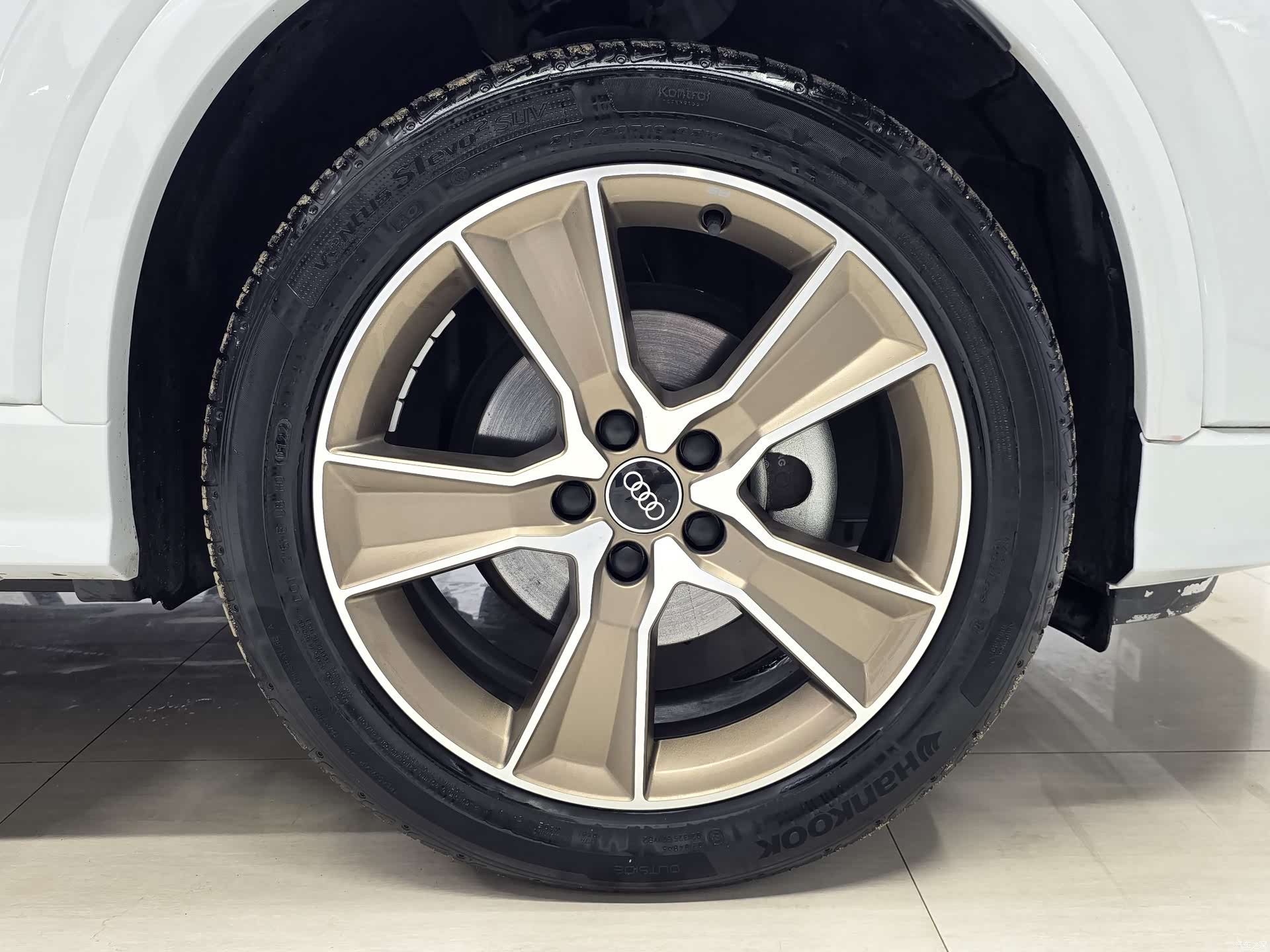 Audi Q2L, 2022 12
