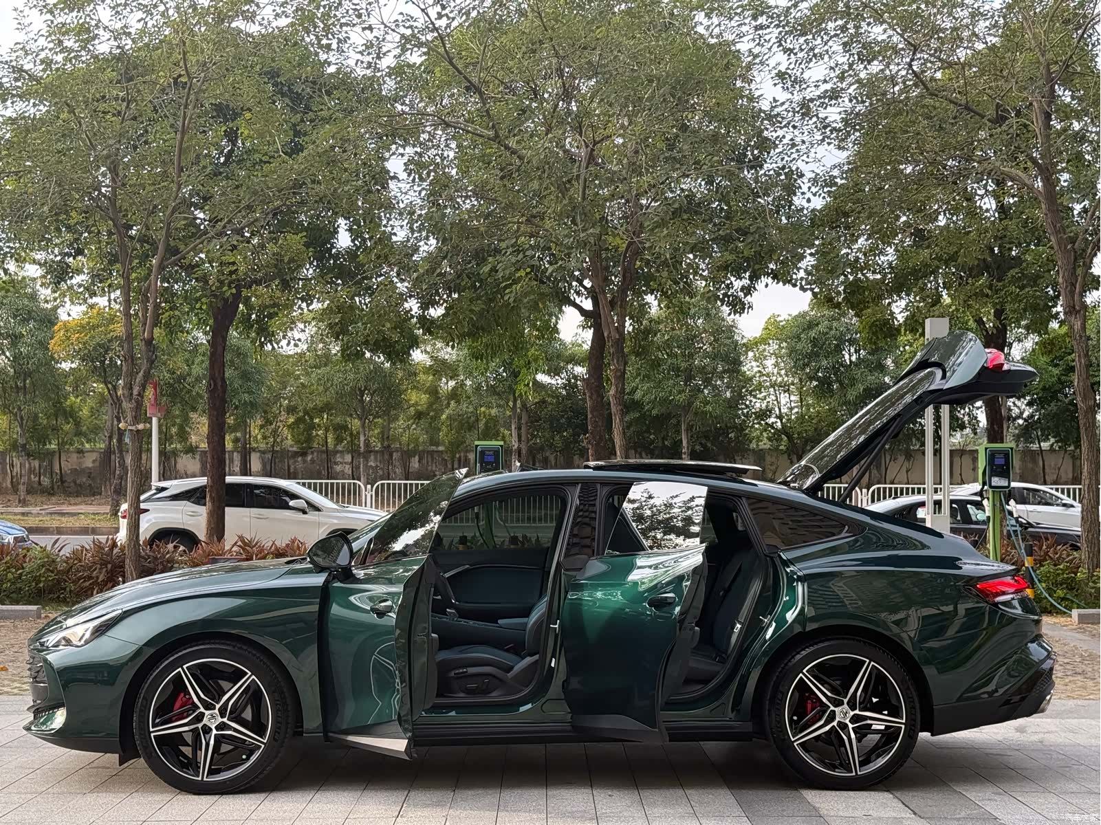 MG MG7, 2023 15