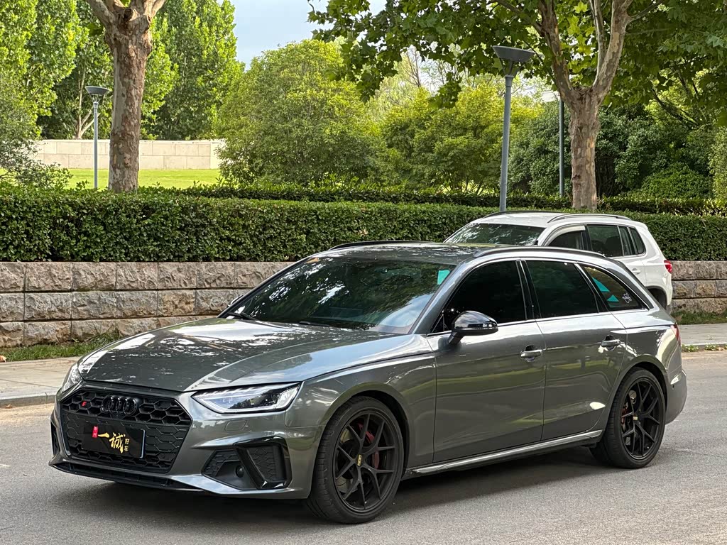 Audi S4