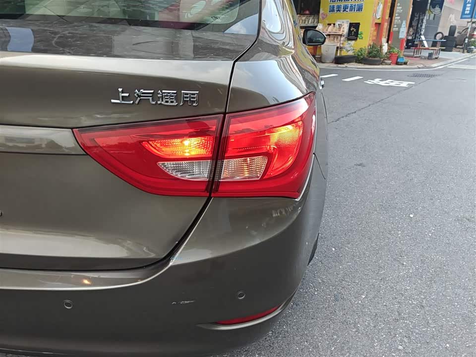 Buick Yinglang