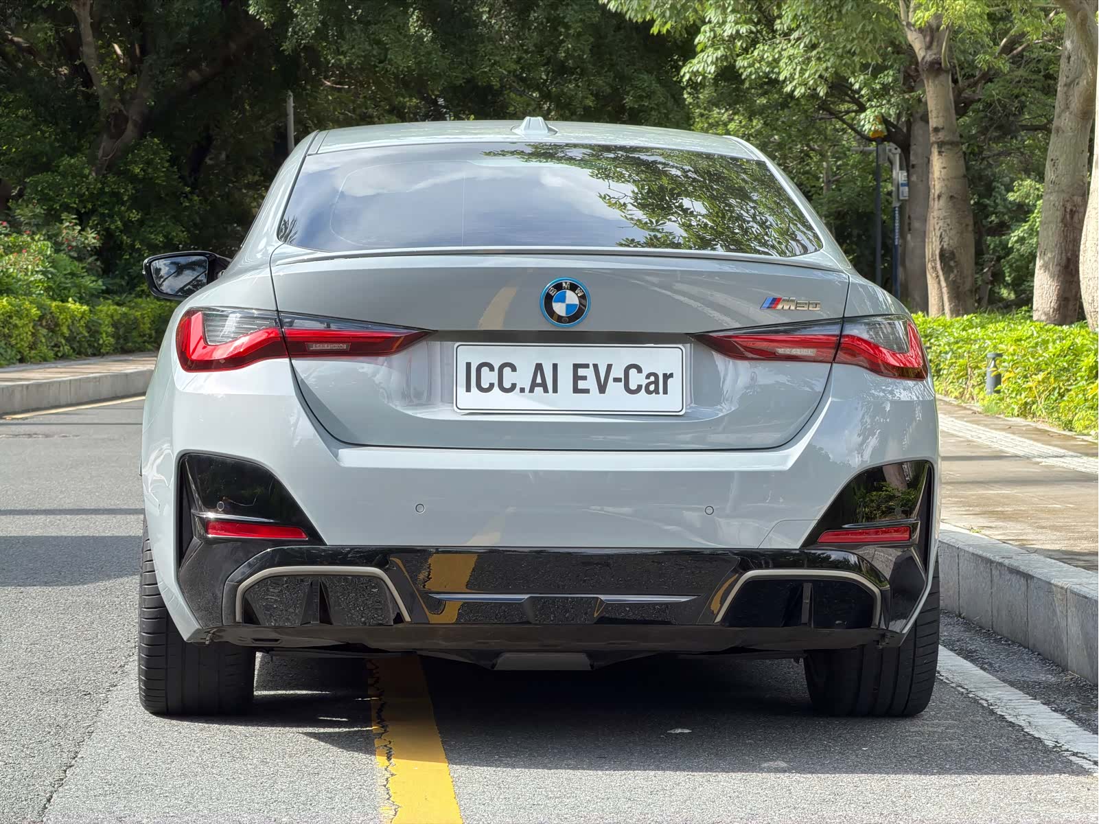 BMW i4, 2024 все фото