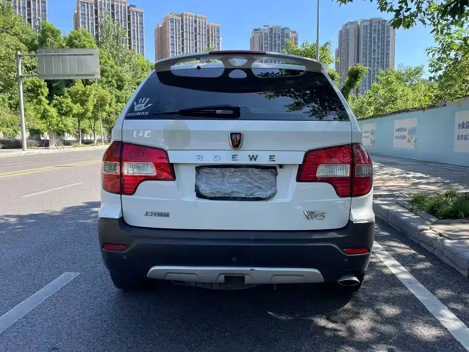 Roewe W5
