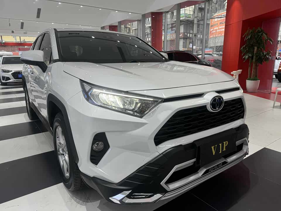 Toyota RAV4 Rongfang