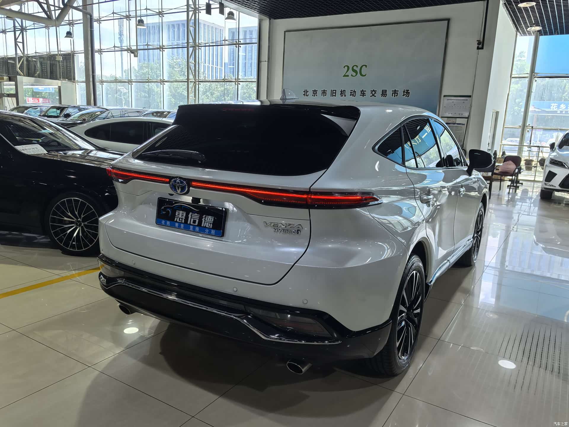 Toyota Venza, 2024 14