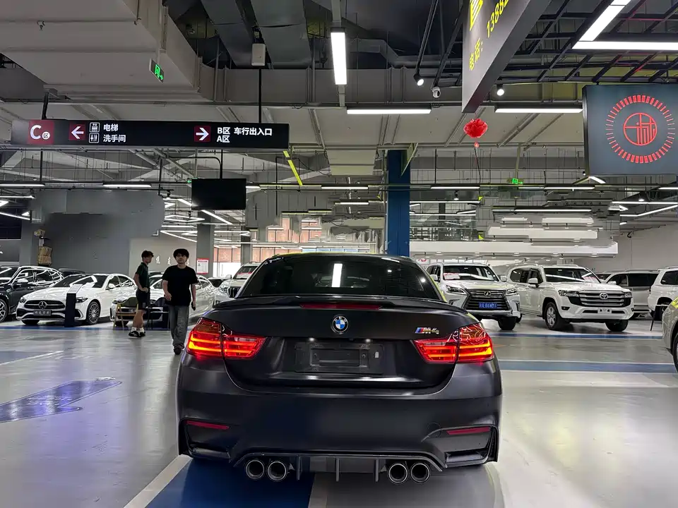 BMW M4