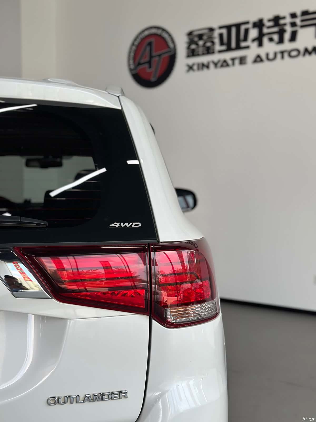 Mitsubishi Outlander, 2017 19