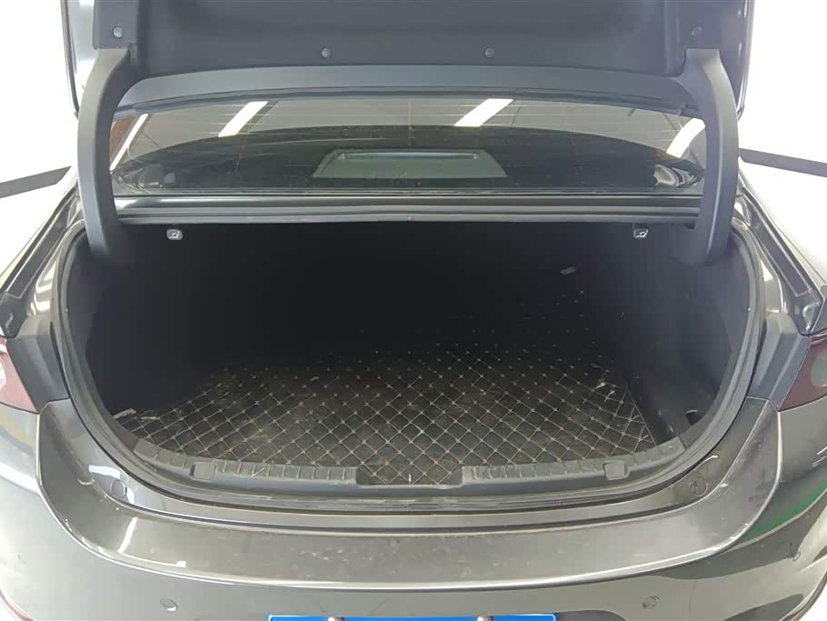 Mazda 3 Angkesaila