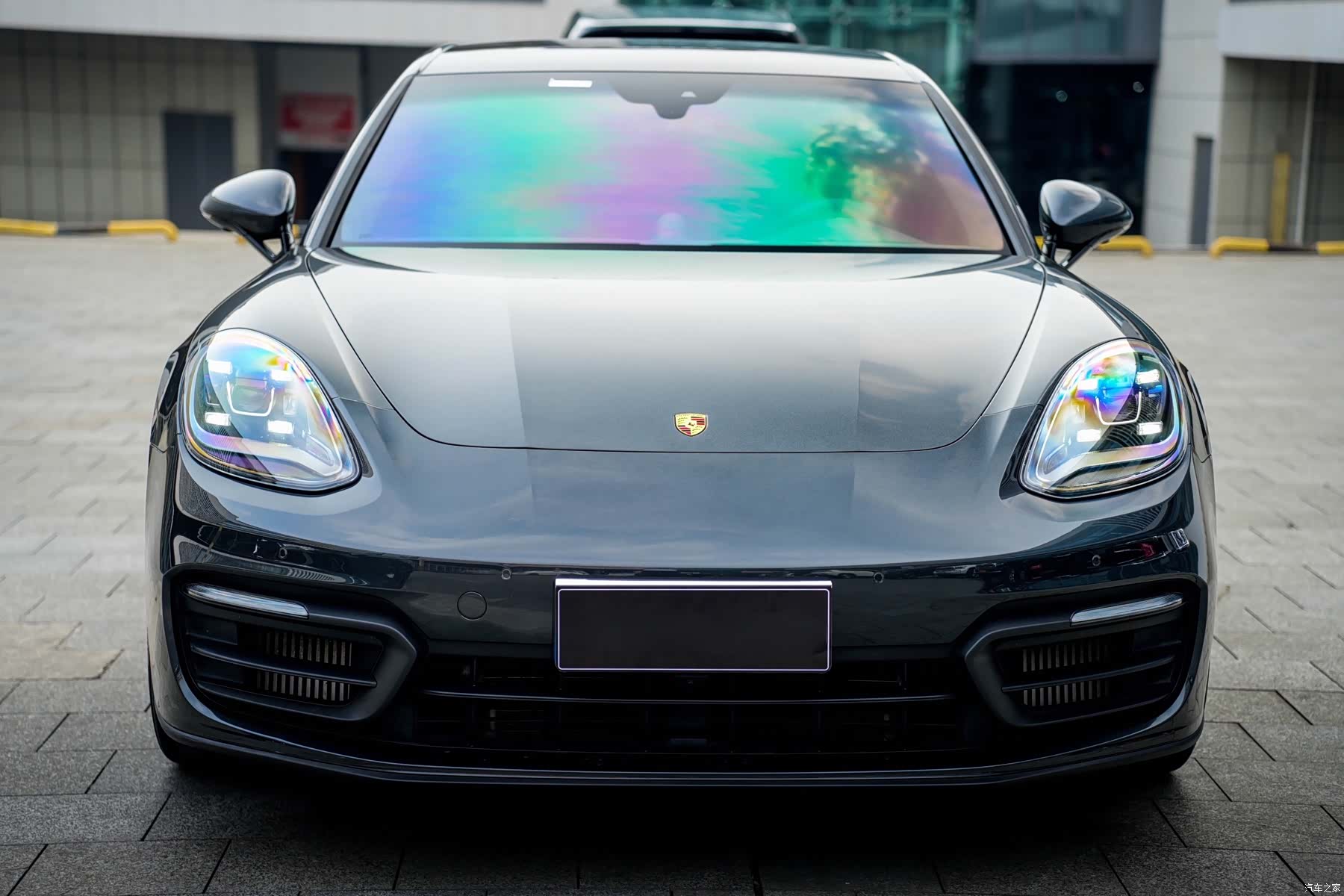 Porsche Panamera, 2022 2