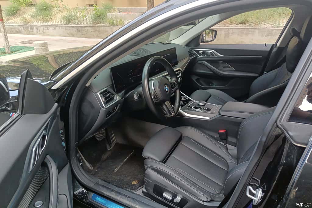 BMW 4 Series, 2024 9