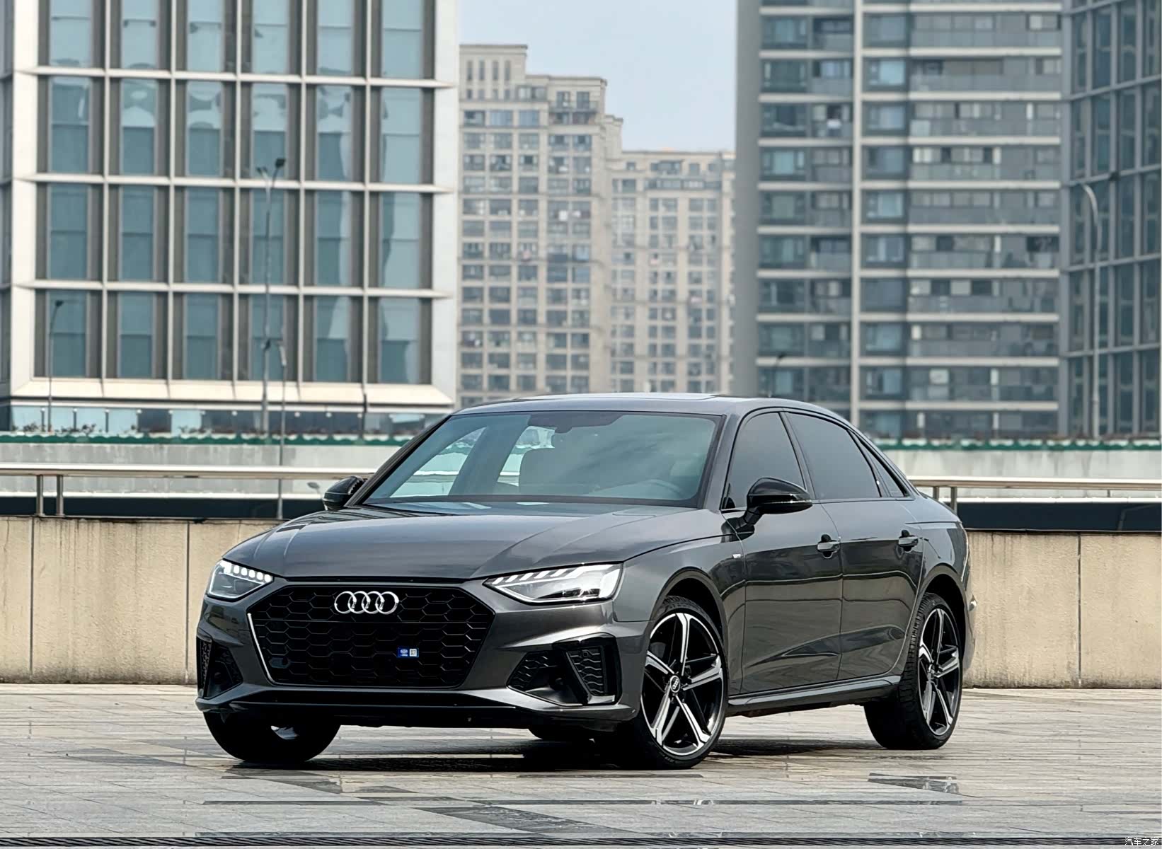 Audi A4L, 2025 1