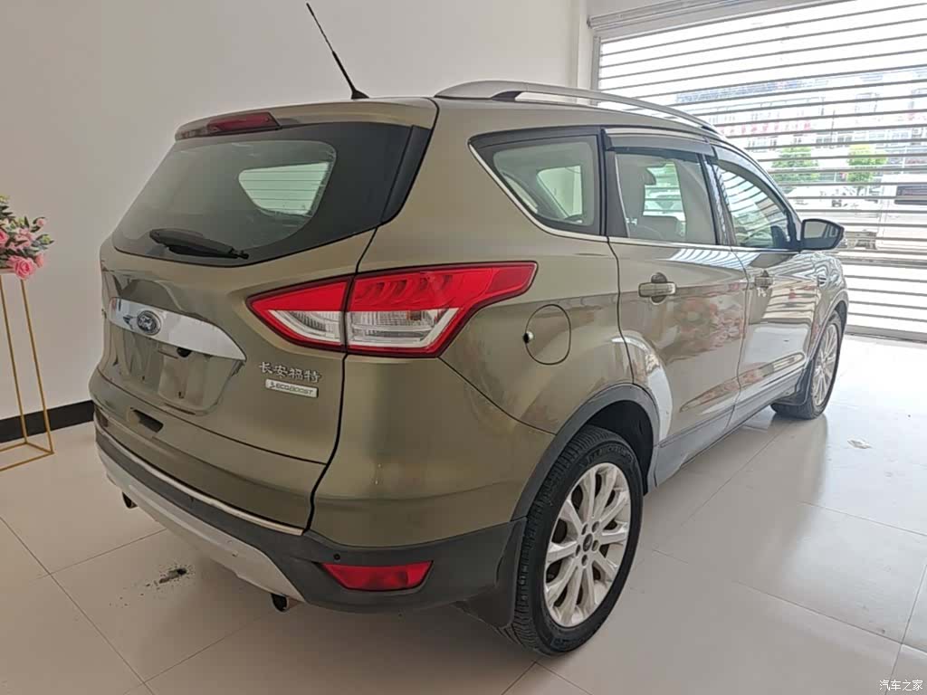 Ford Kuga, 2016 7