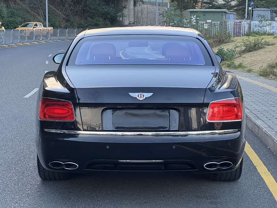 Bentley Flying