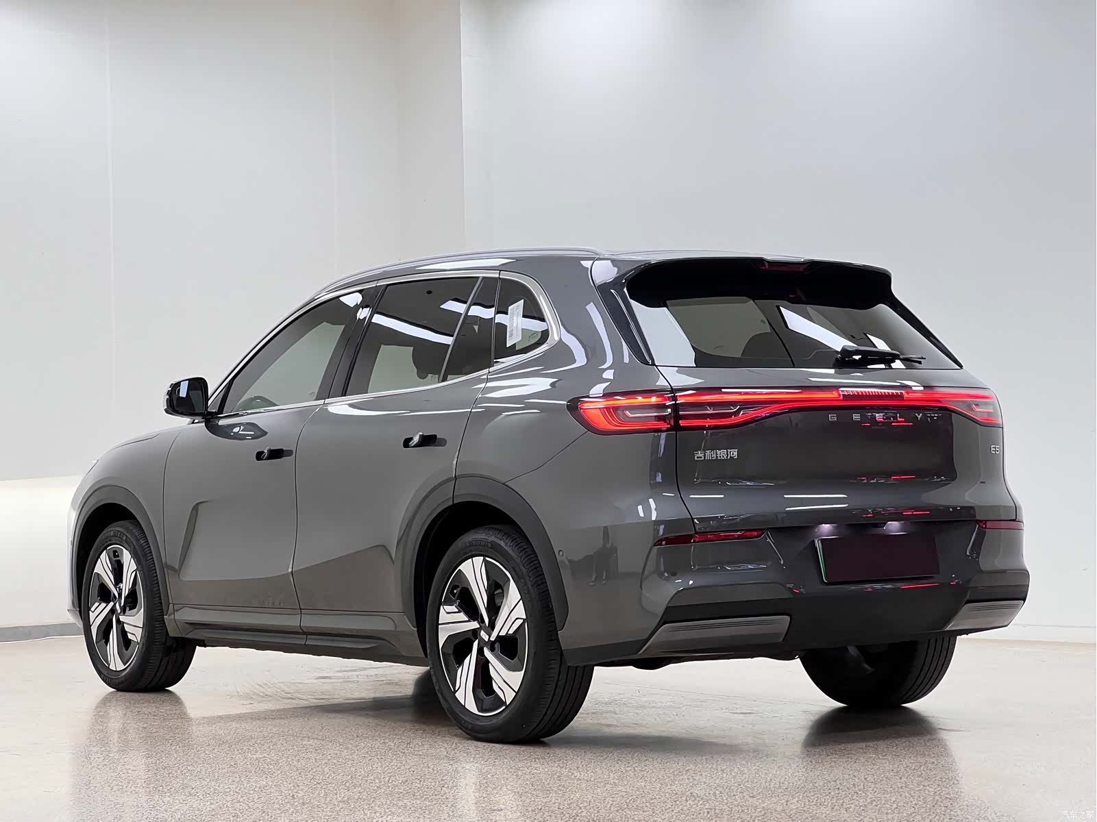 Geely Galaxy E5, 2024 все фото