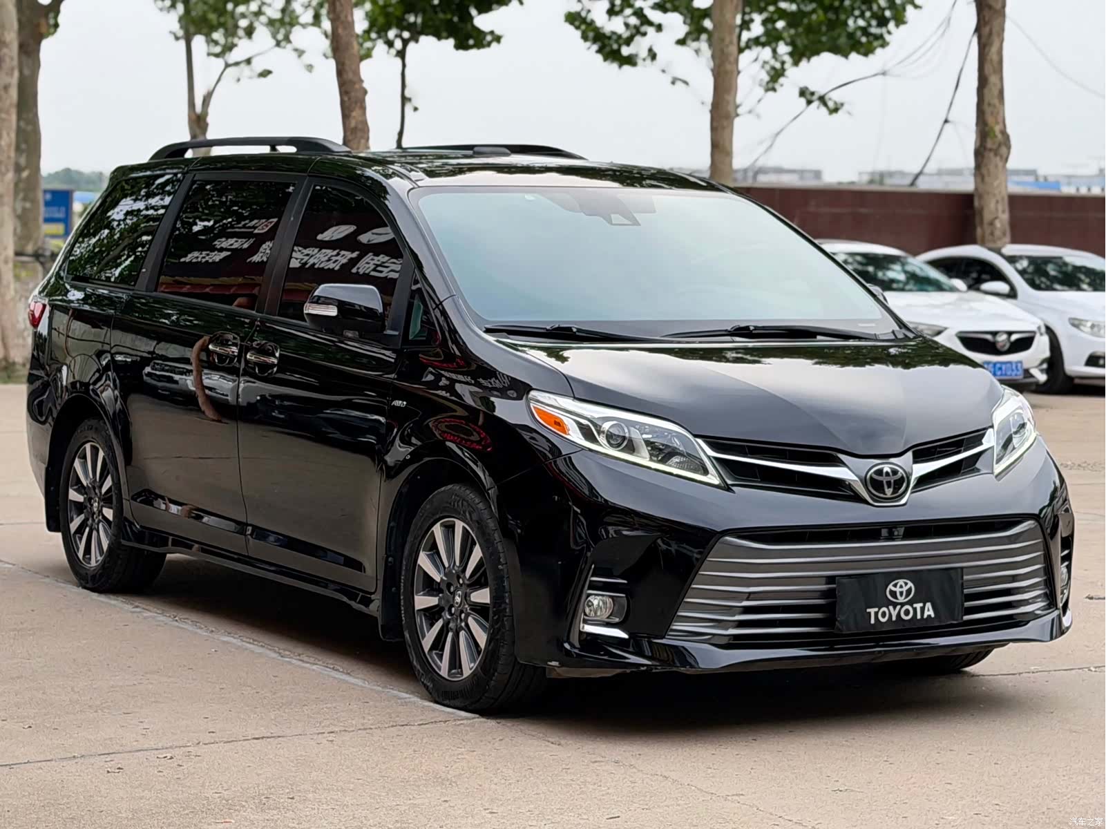 Toyota LTD, 2018 3