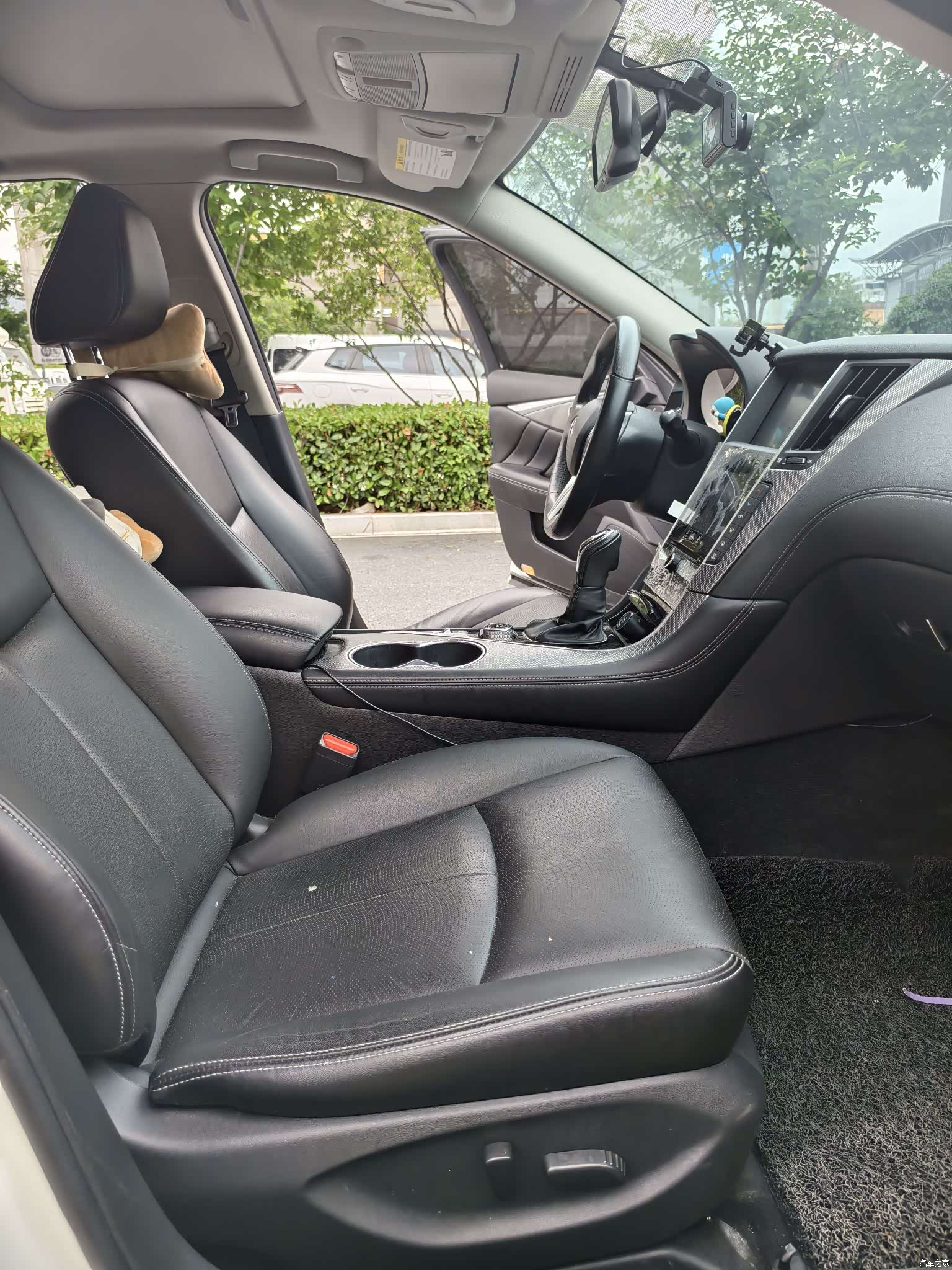 Infiniti Q50L, 2019 11