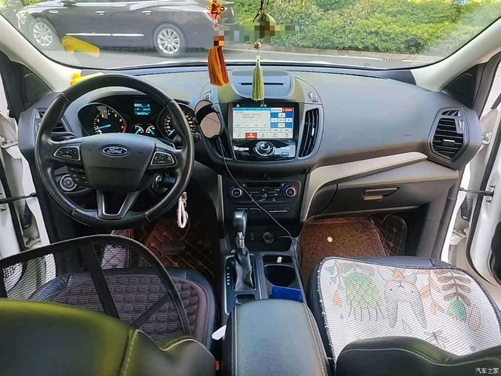 Ford Kuga, 2017 13