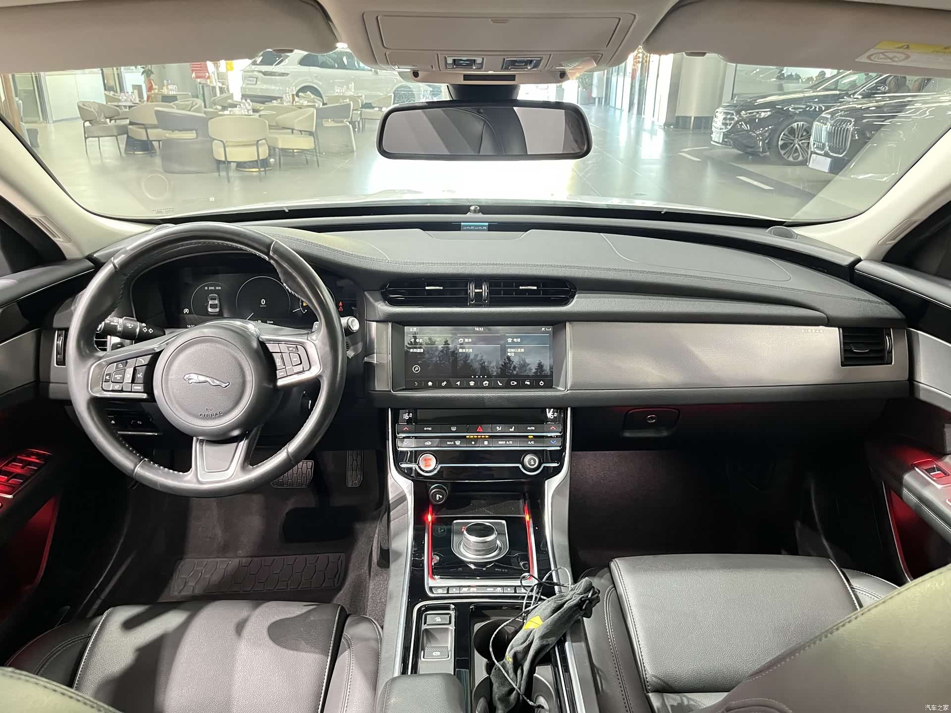 Land Rover P200, 2020 все фото