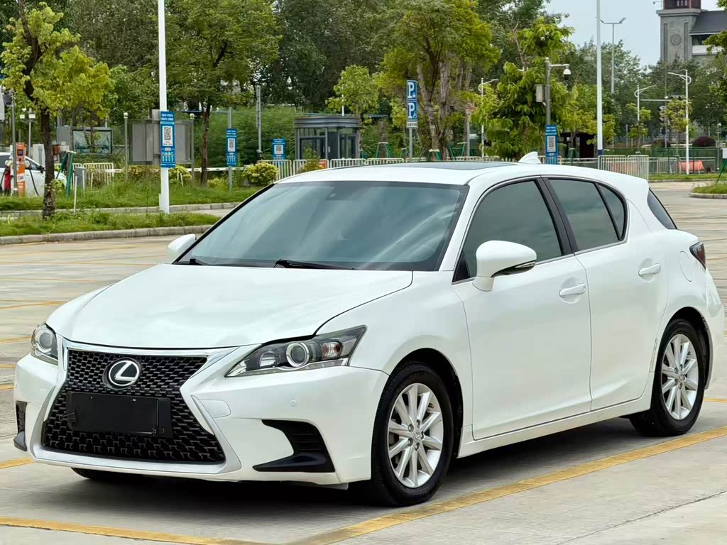 Lexus CT