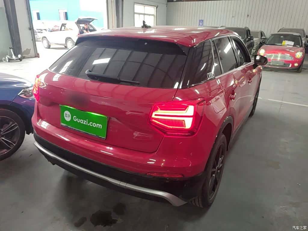 Audi Q2L, 2021 все фото