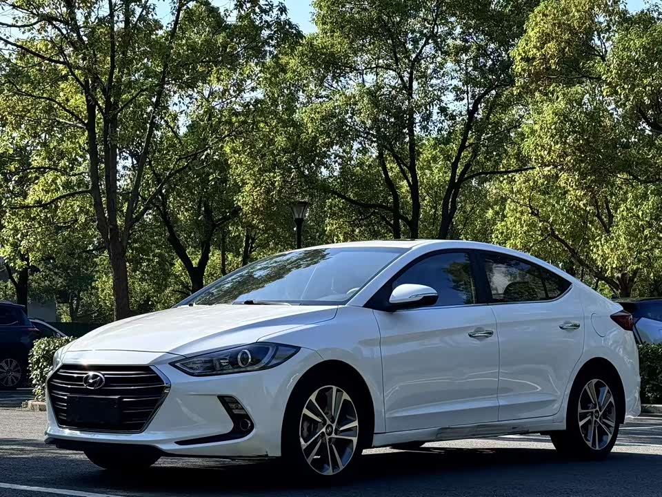 Hyundai Lead Hyundai Lead
