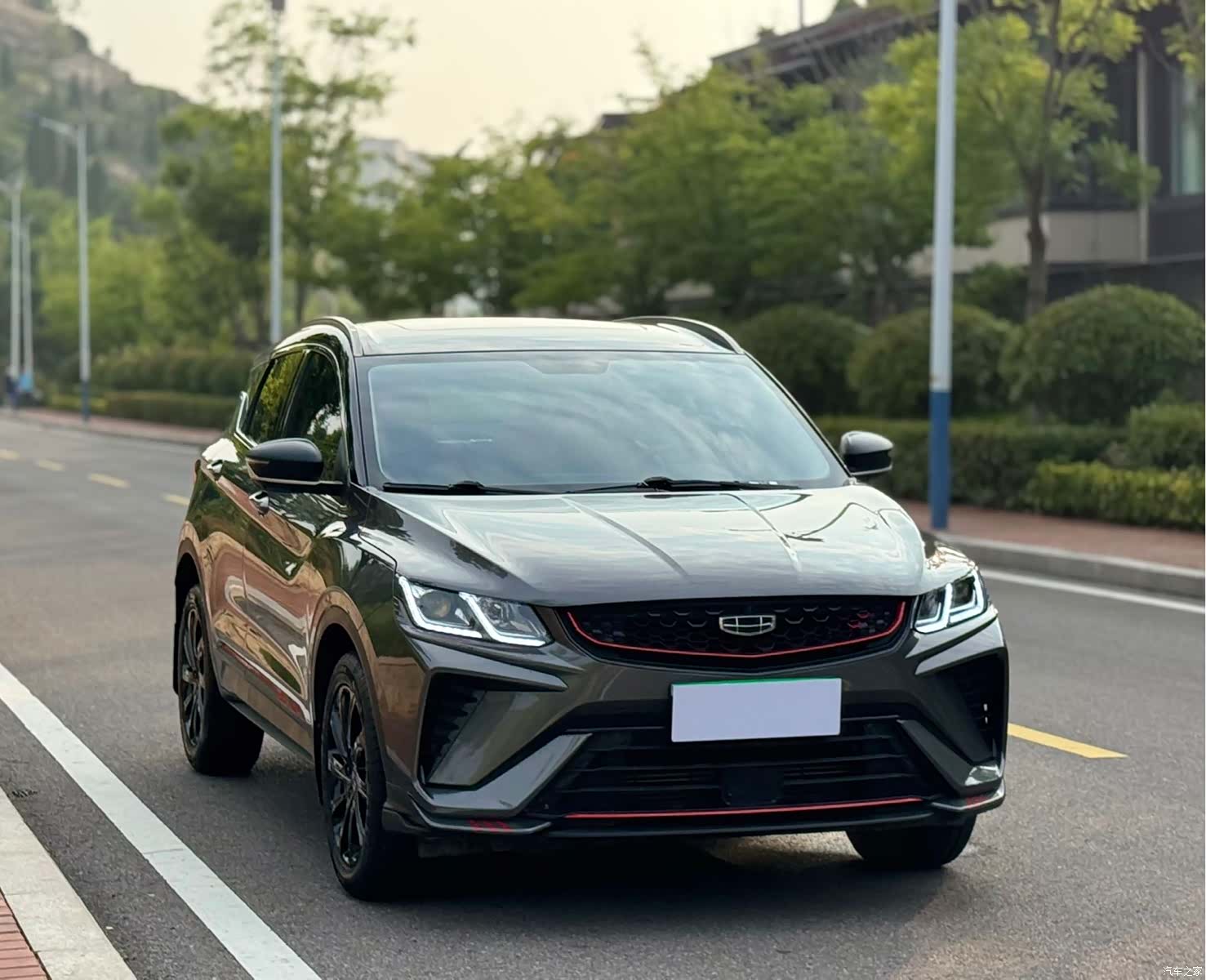 Geely Coolray, 2023 3