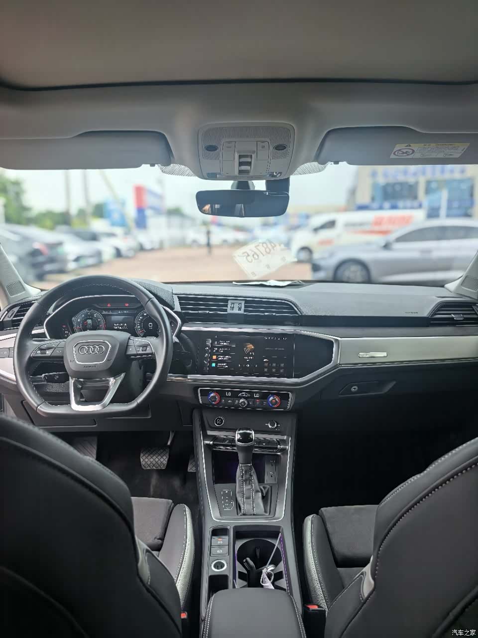 Audi Q3, 2022 8