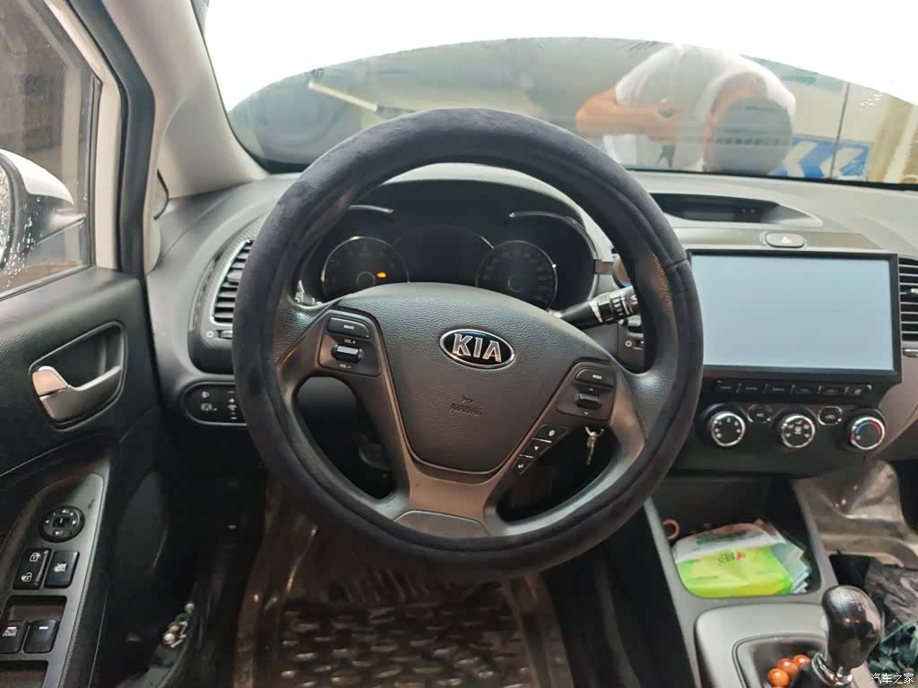 Kia K3, 2015 11