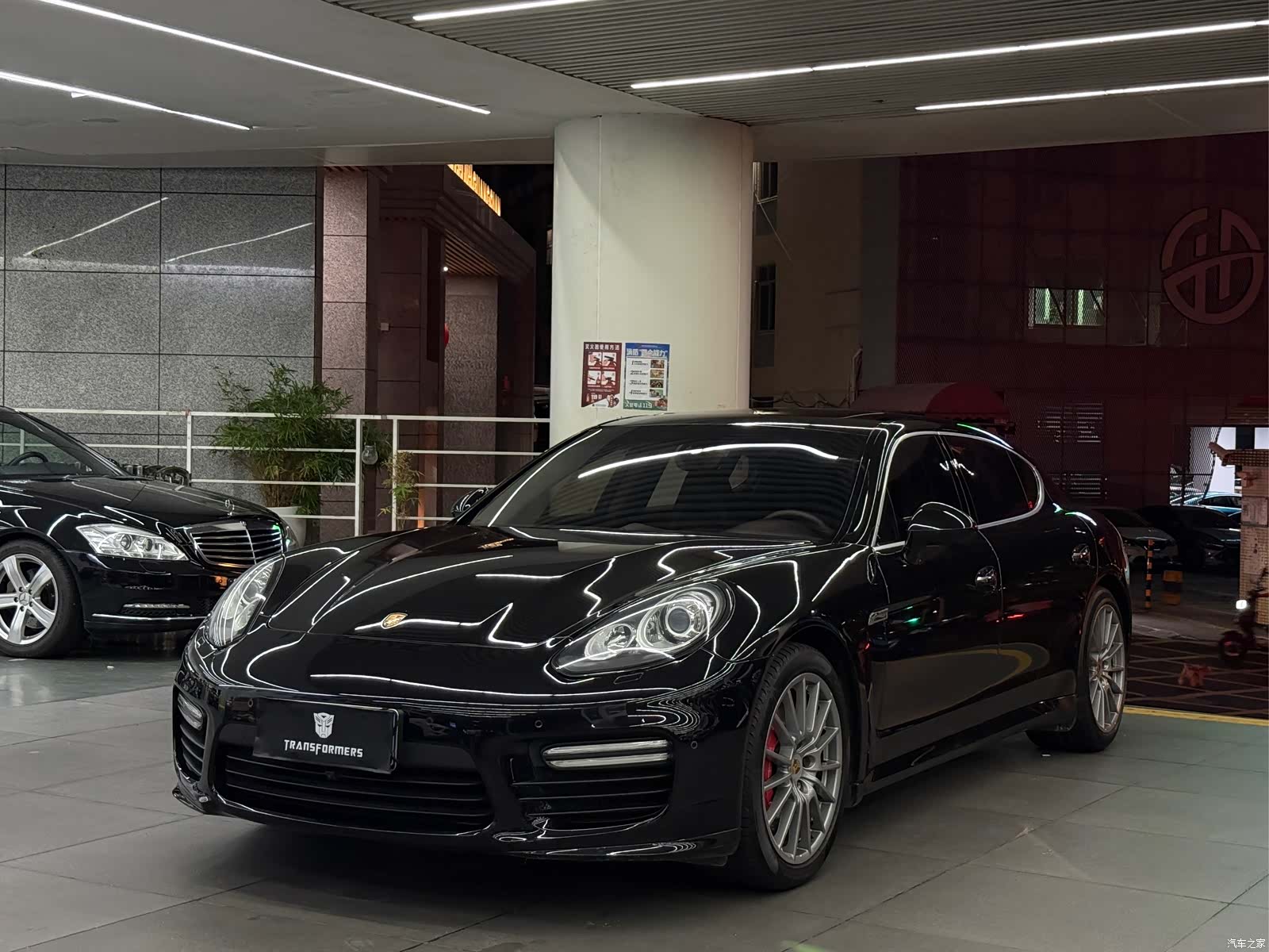 Porsche Panamera, 2015 1