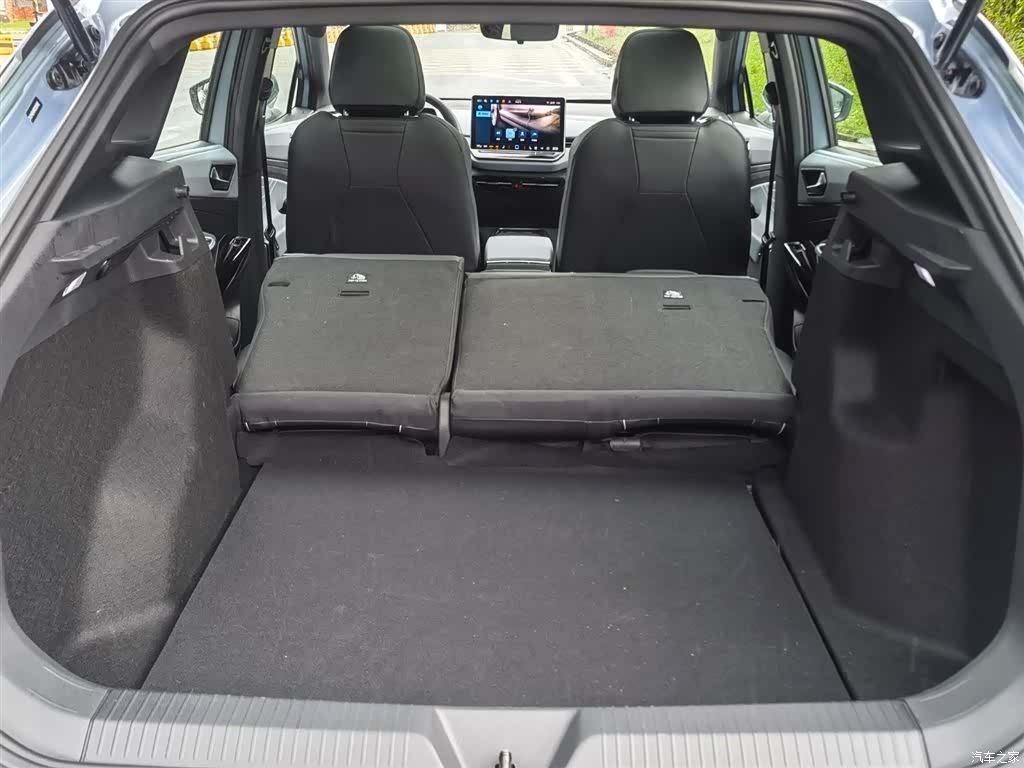Volkswagen ID.4, 2024 11
