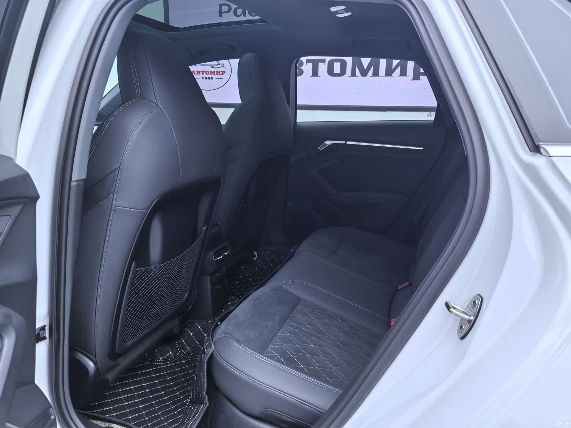 Audi A3, 2023 все фото