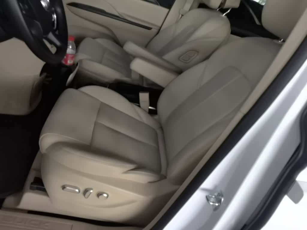 Buick GL8, 2023 15