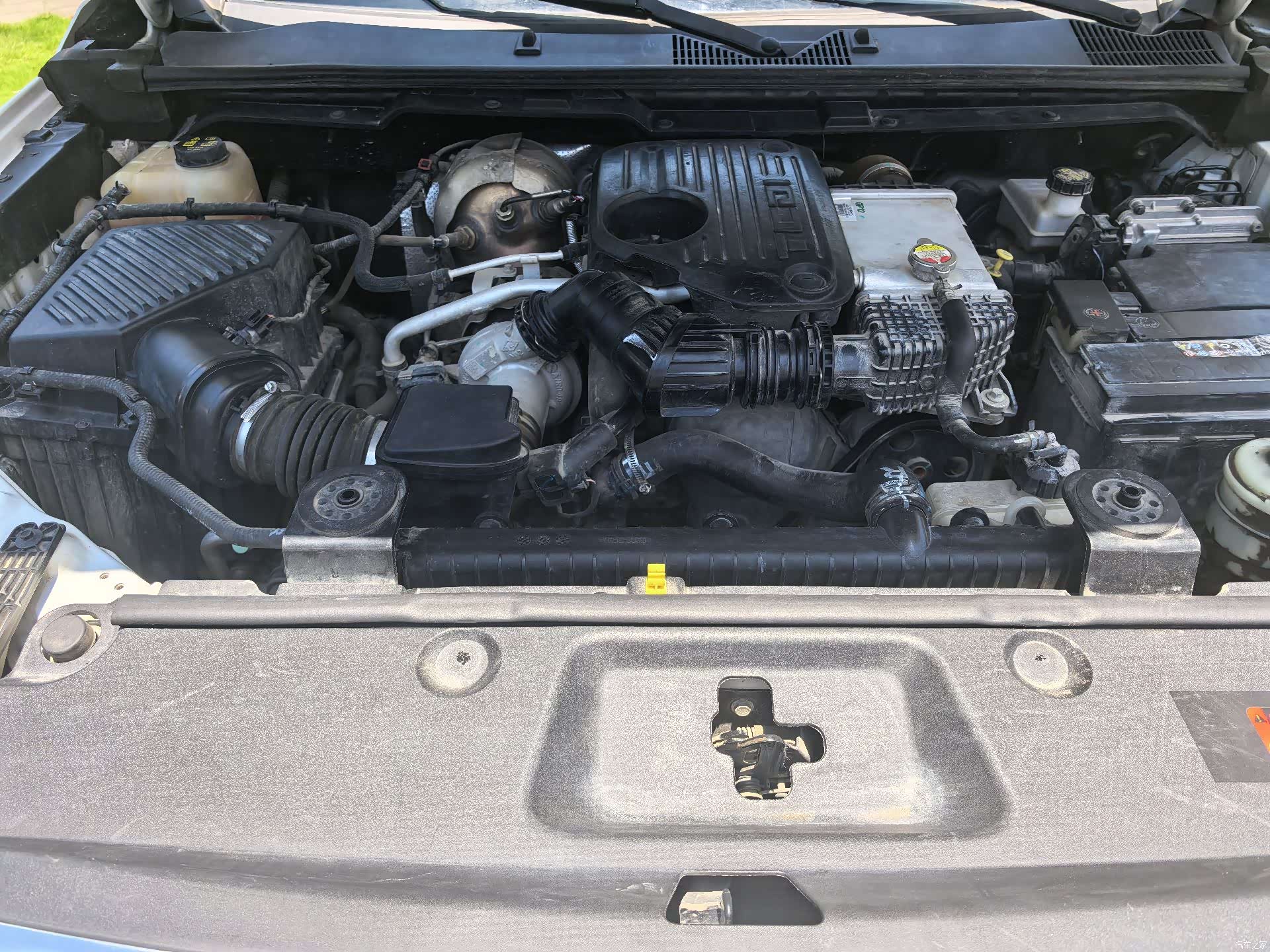 Maxus T60, 2021 19