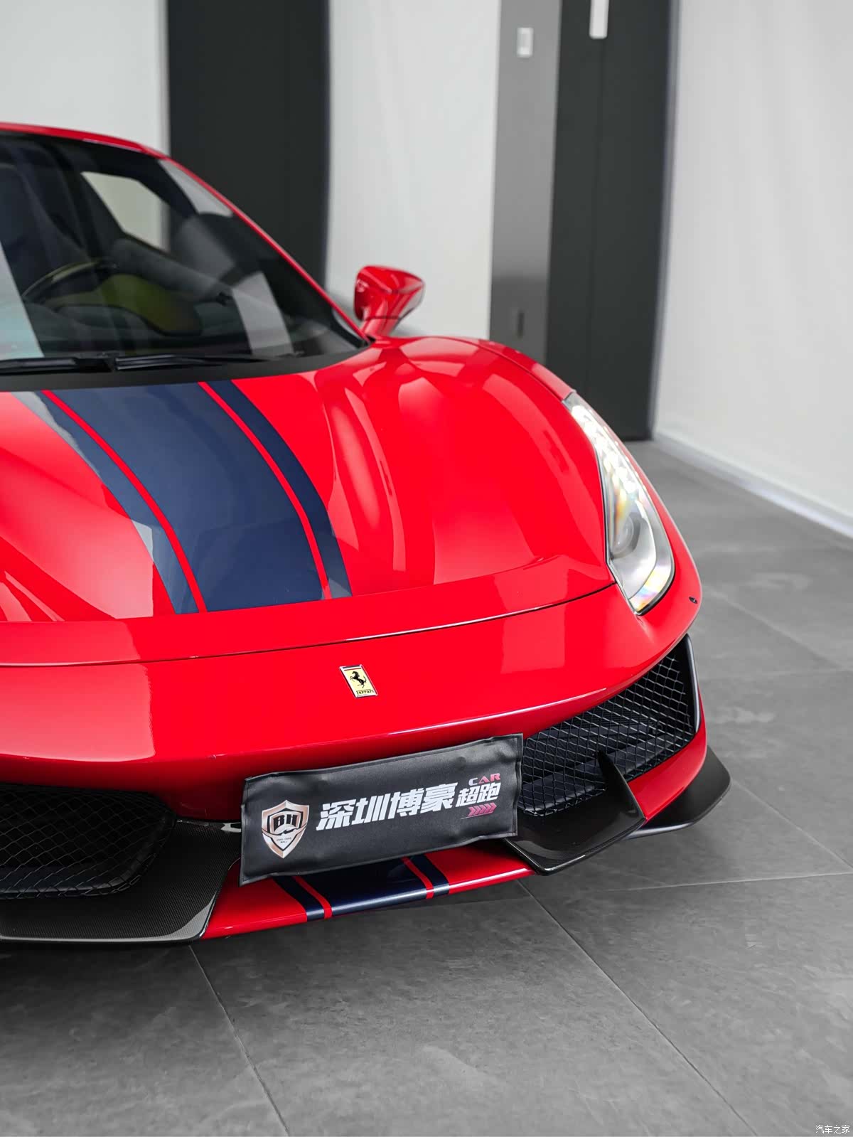 Ferrari 488, 2019 4