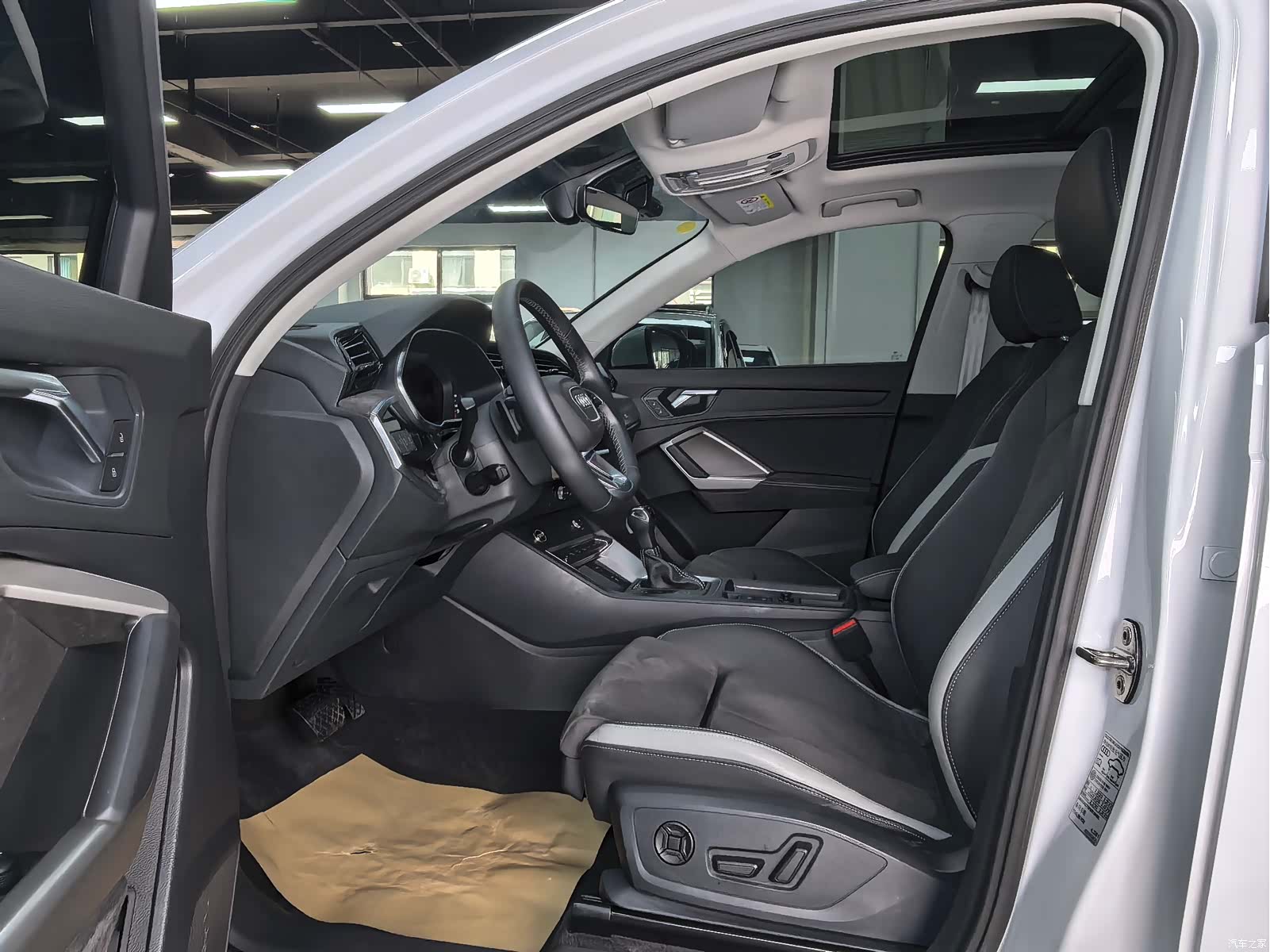 Audi Q3, 2023 9