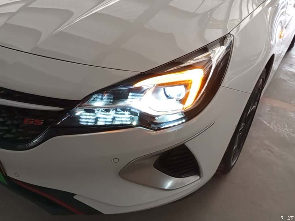 Buick Verano, 2018 18
